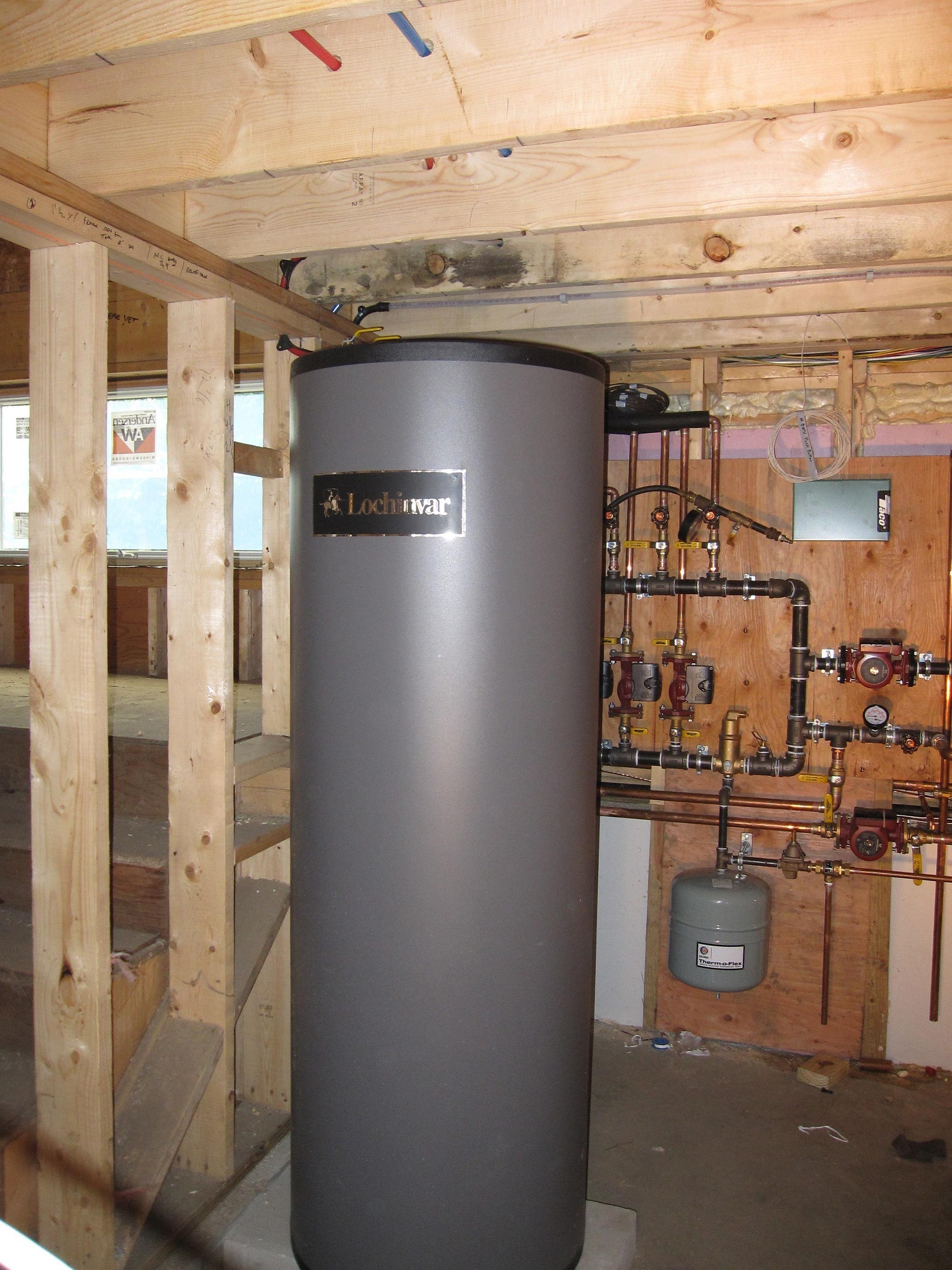 Wall Mounted High Eff FHW Gas Boiler with Indirect HW Tank