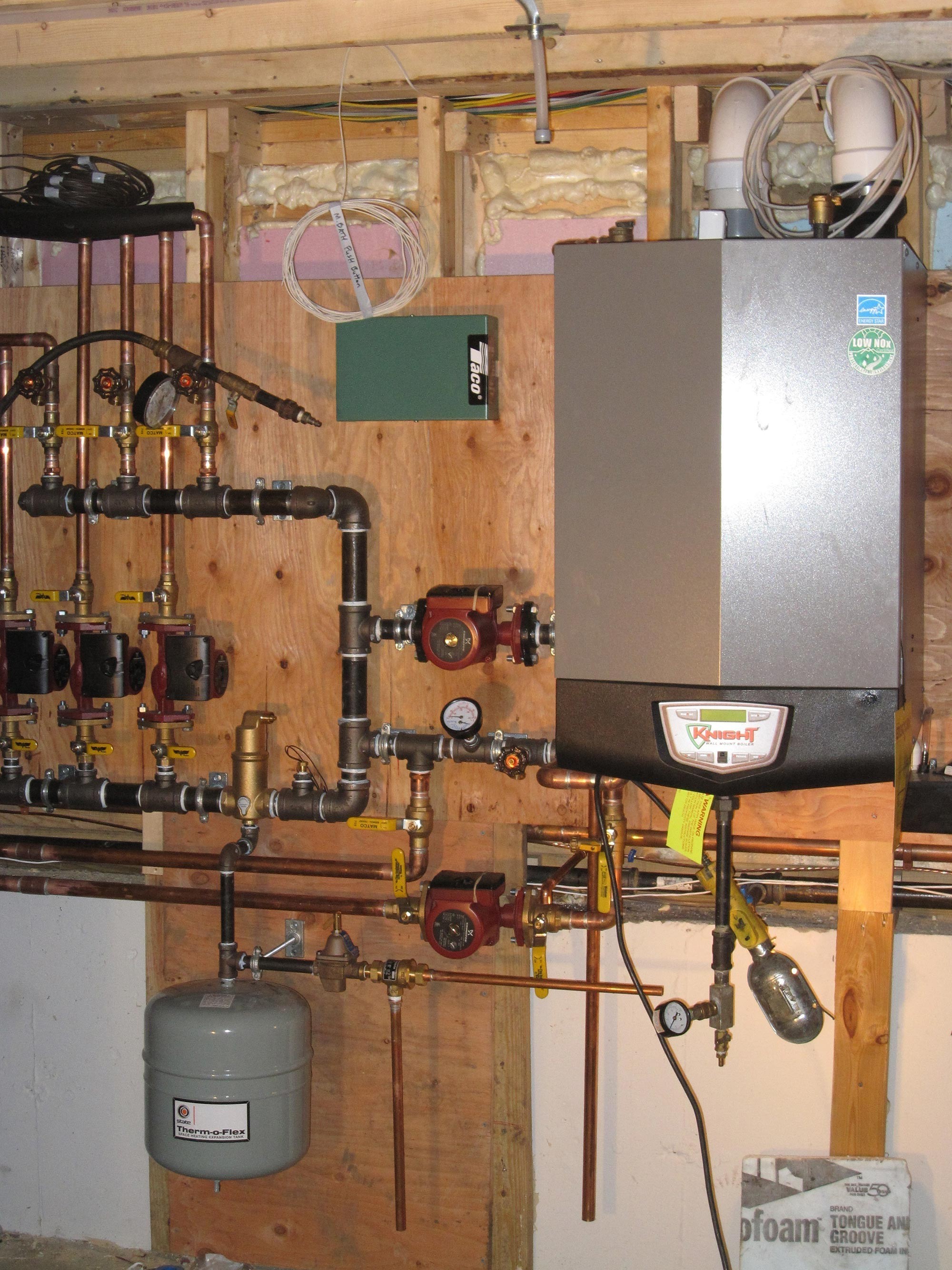 Wall Mounted High Eff FHW Gas Boiler with Indirect HW Tank